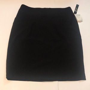 Sharagano studio skirt size 6 black